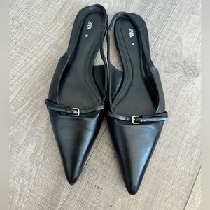Black leather Zara shoes. Perfect conditions. 3 postures. Size 36 (same as 6).